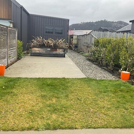 Cozy Stylish Studio Entry Off Northburn Road Wanaka Exteriör bild